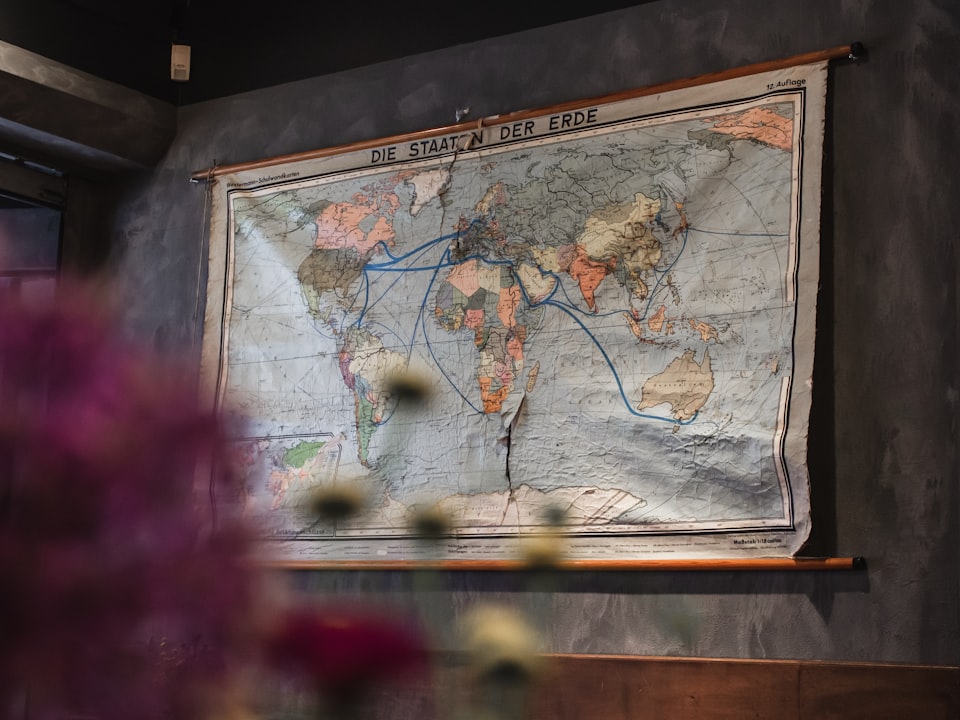 Global logistics network map — Warda Logistix