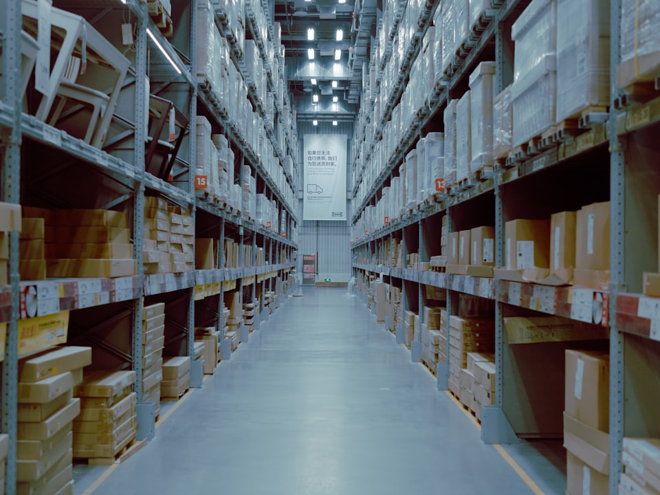 Warehousing and distribution — Warda Logistix